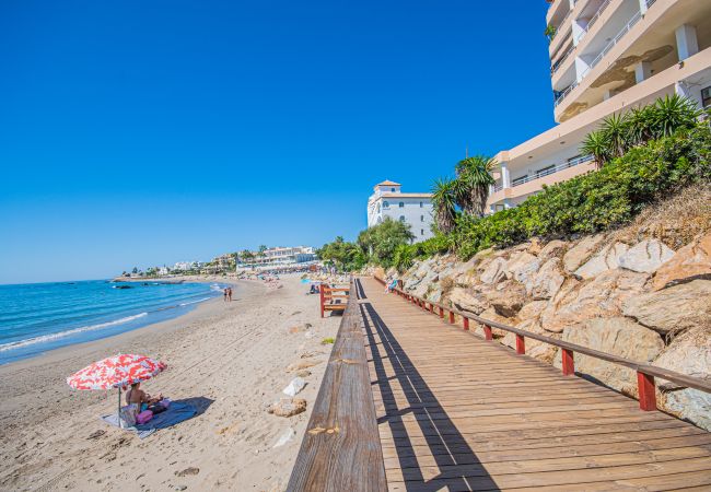 Playa cercana de este apartamento en Marbella