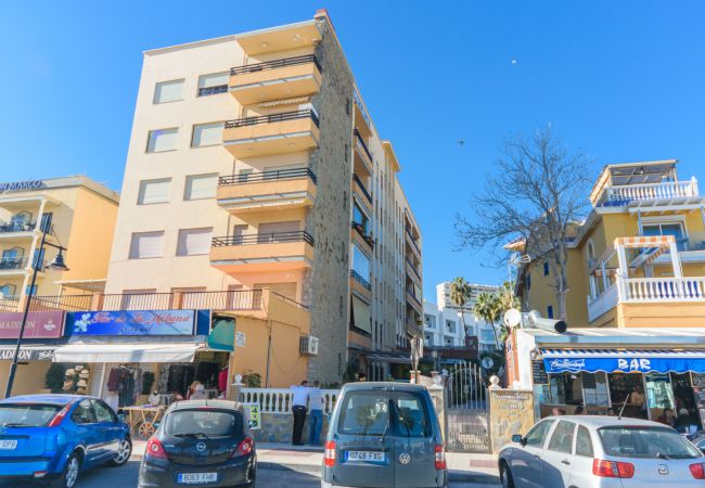 Alrededores de este apartamento en la Carihuela