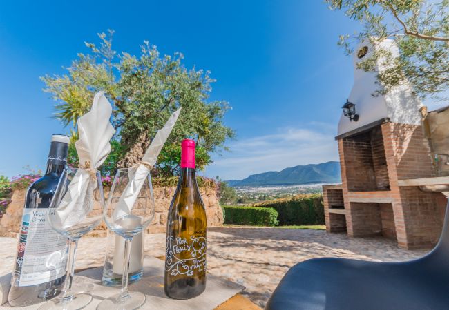 Barbacoa de esta villa en Alhaurín el Grande