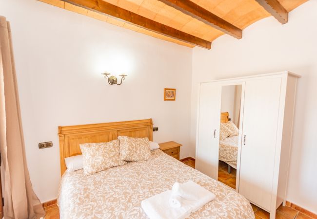 Dormitorio de esta villa en Alhaurín el Grande