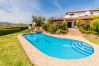 Piscina privada de esta villa en Alhaurín el Grande