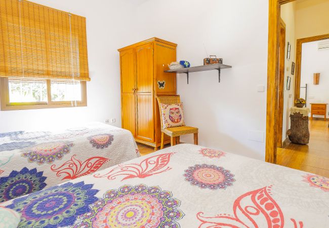 Dormitorio infantil de esta finca en Alhaurín el Grande