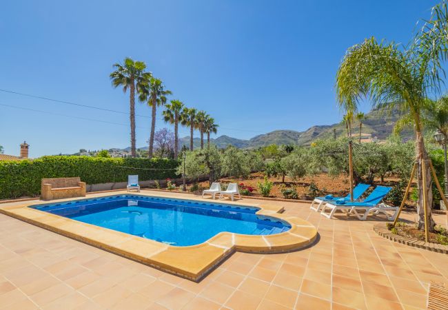 Casa rural en Alhaurín el Grande - Cubo's Finca Las Tinajas de la Dehesilla