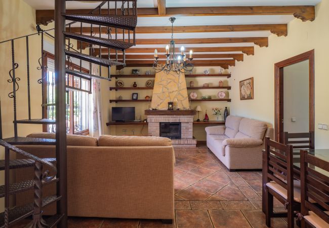 Casa rural en Alhaurín el Grande - Cubo's Finca Las Tinajas de la Dehesilla