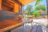 Terraza de esta casa de madera en Alhaurín el Grande