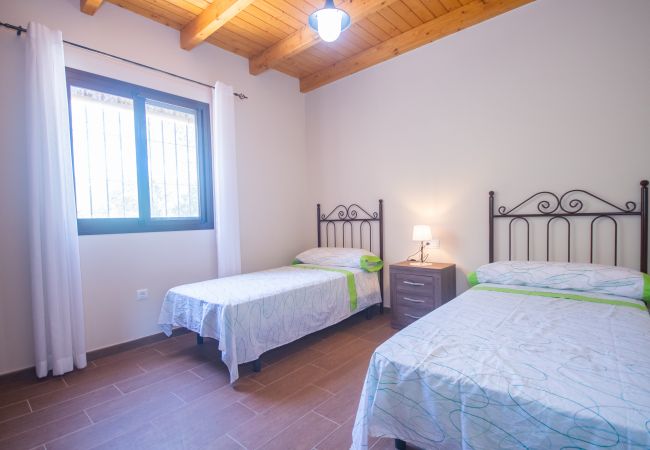 Dormitorio de esta finca en Alhaurín el Grande