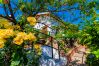 Jardín de esta casa cerca de El Caminito del Rey