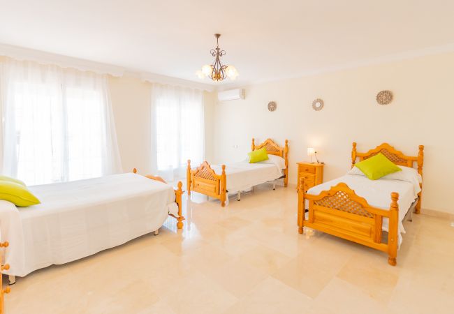 Dormitorio de esta Villa en Alhaurín el Grande (Málaga)