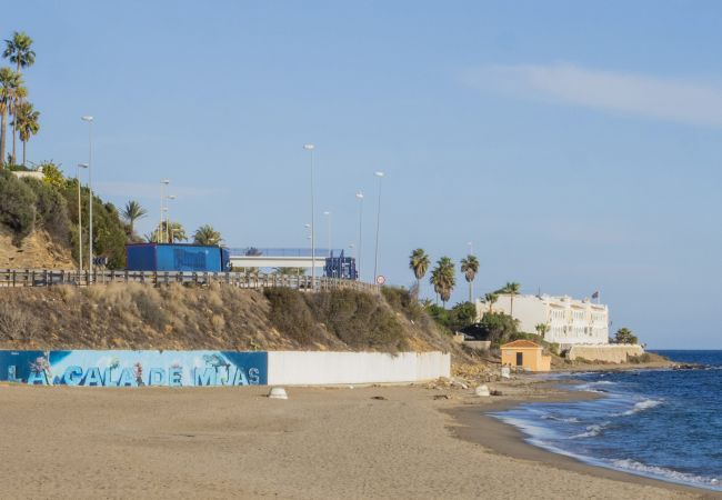 Apartamento en La Cala de Mijas - Cubo's Beach Side Apartment at La Cala