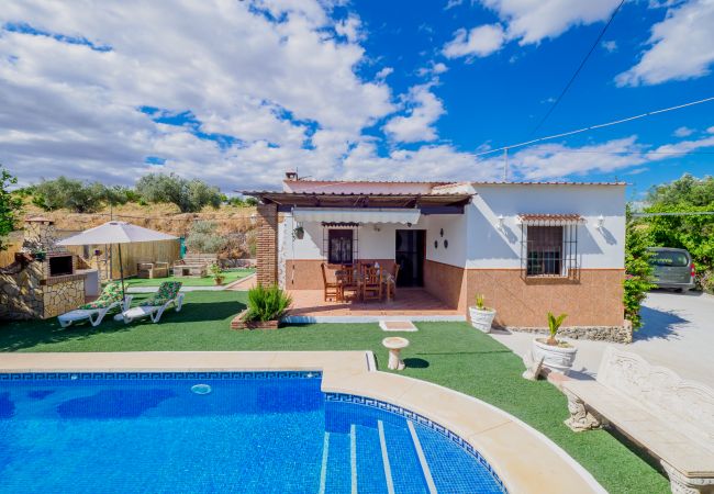 Casa rural en Alhaurín el Grande - Cubo's Casita La Celestina