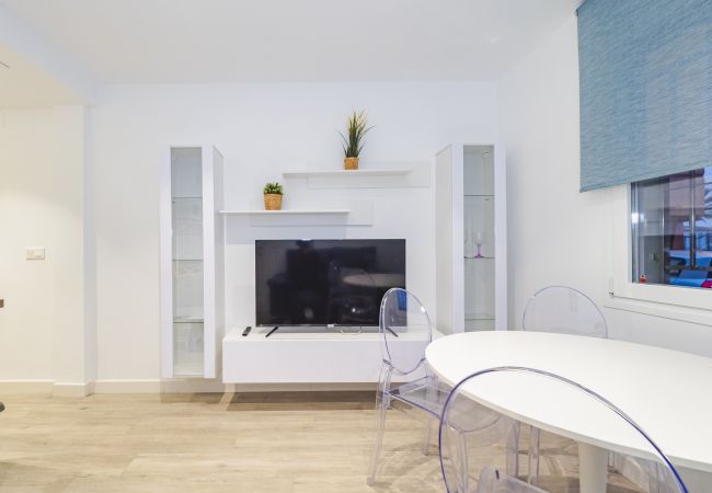 Apartamento en Fuengirola - Cubo's Apartment Front Line Beach Fuengirola