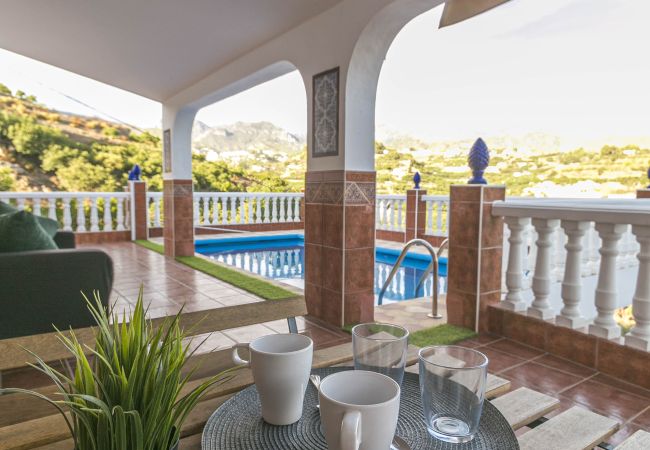 Casa rural en Nerja - Villa Marimel Con Piscina Privada