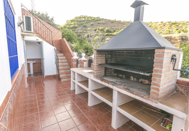 Casa rural en Nerja - Villa Marimel Con Piscina Privada