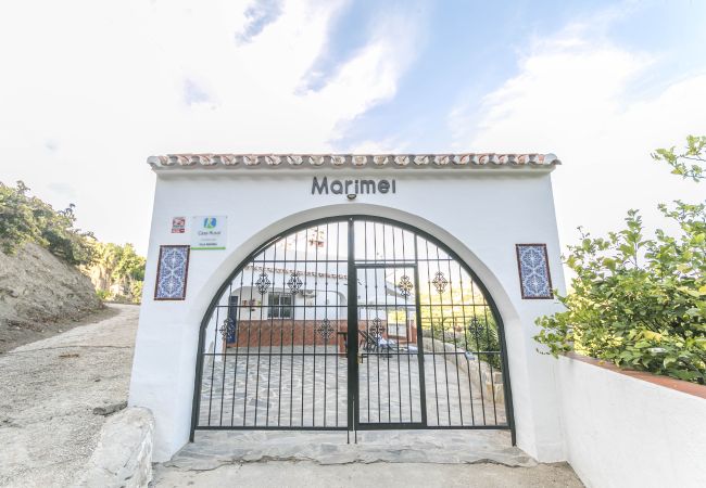 Casa rural en Nerja - Villa Marimel Con Piscina Privada