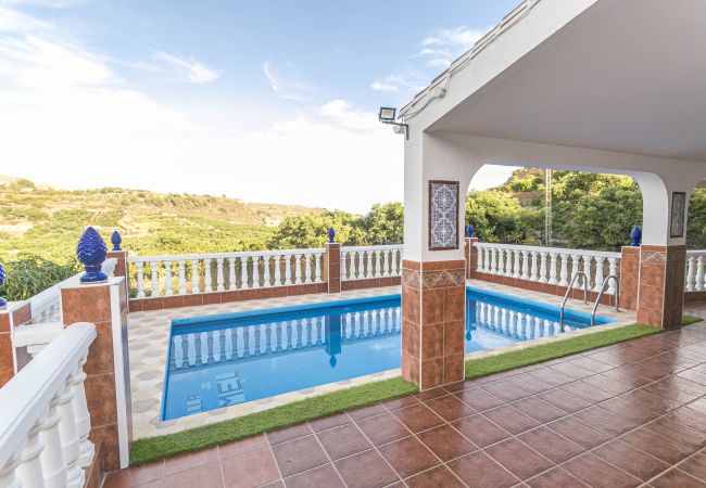 Casa rural en Nerja - Villa Marimel Con Piscina Privada