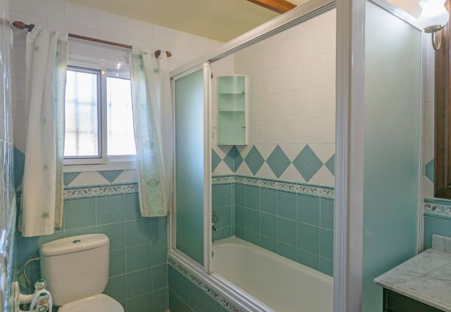 Bathroom of this farm in Alhaurín el Grande