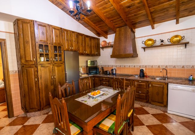 Kitchen of this farm in Alhaurín el Grande