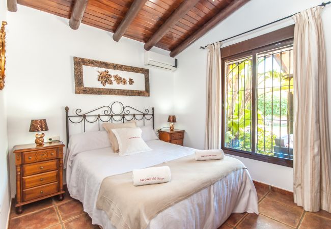 Bedroom of this country house in Alhaurín de la Torre