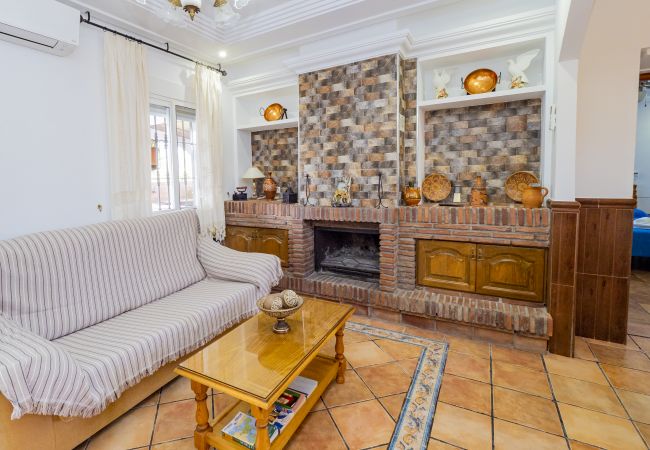 Dining room of this Finca in Coín