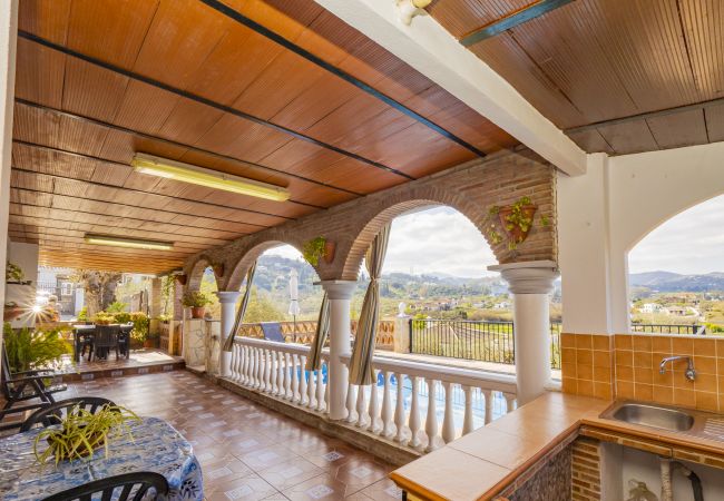 Terrace of this Finca in Coín