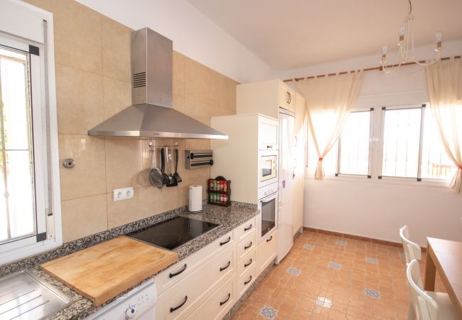 Kitchen of this Villa in Cártama