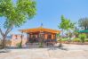 Terrace of this wooden house in Alhaurín el Grande