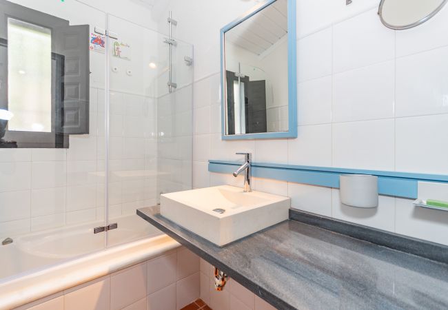 Bathroom of this farm in Alhaurín el Grande