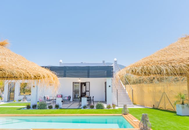 Pool of this farm in Alhaurín el Grande