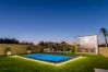 Private pool of this estate in Alhaurín el Grande