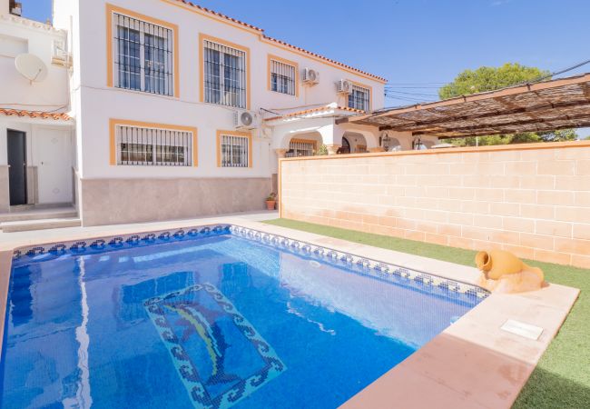 Chalet in Alhaurín el Grande - Cubo's Villa Paraiso