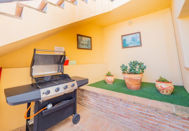 Barbecue of this house in Sierra Gorda, Coín