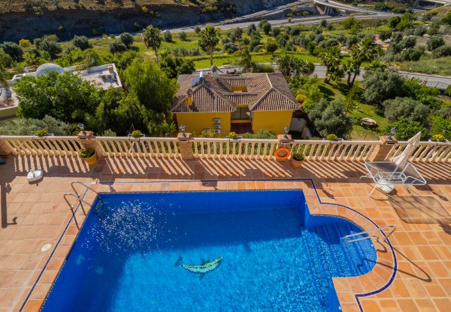 Pool of this house in Sierra Gorda, Coín