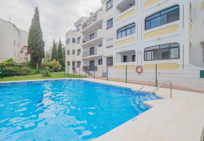 Apartment in La Cala de Mijas - Cubo's Apartamento Las Acacias Beach