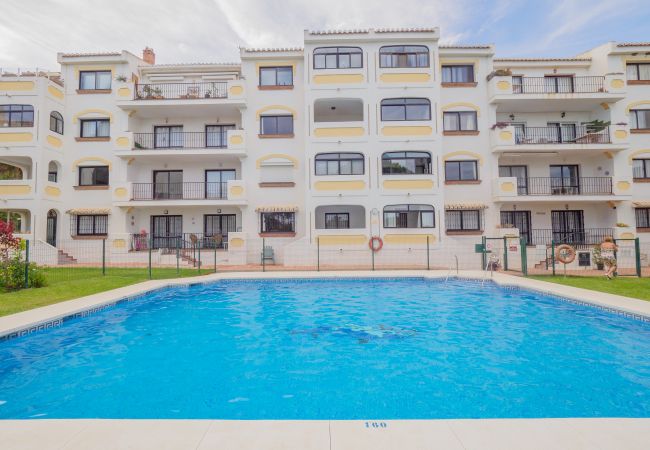 Apartment in La Cala de Mijas - Cubo's Apartamento Las Acacias Beach