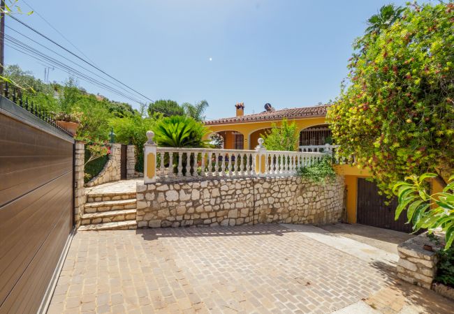 Cottage in Coín - Cubo's Casa Rural Cruz de Piedra