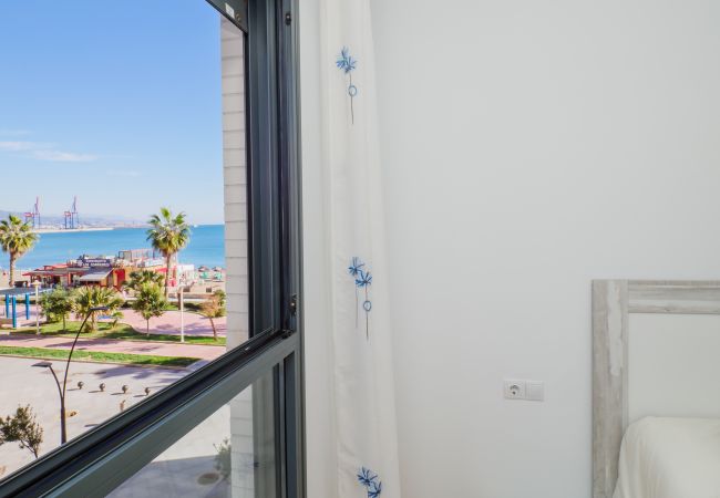 Apartment in Málaga - Cubo's Sea View Pacifico Street & Free Parking