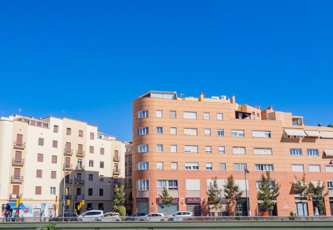 Apartment in Málaga - Cubo's Apartamento Atocha with Optional Parking